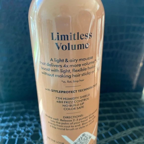 Nexxus Volume Medium Hold Mousse - Picture 10 of 12